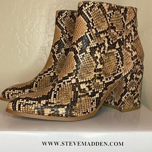 Steve Madden Julianne Tan Snake Booties Size 7